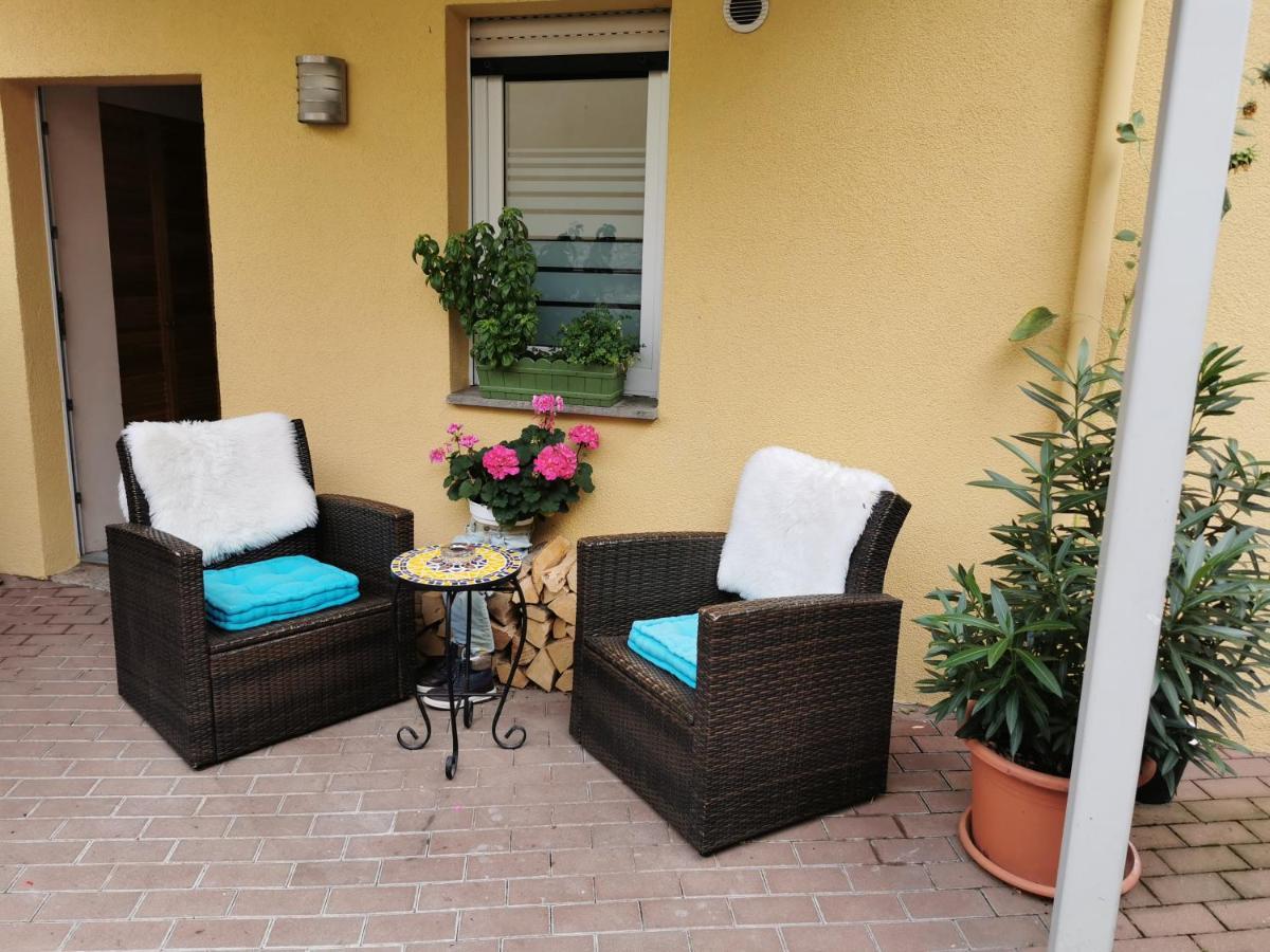 Ferienwohnung Wuerzburg/Heidingsfeld Exterior photo